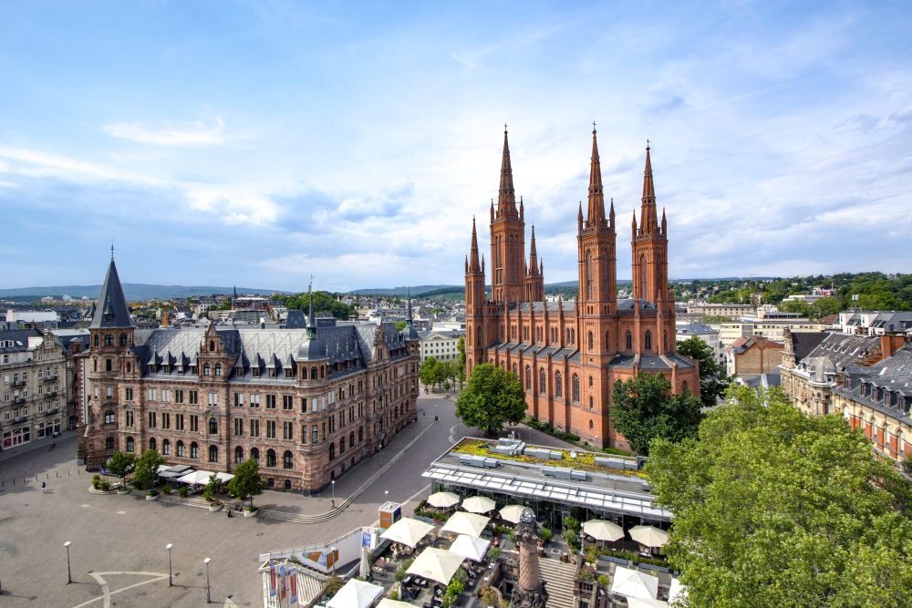 Vue sur l'église du marché dans le centre-ville