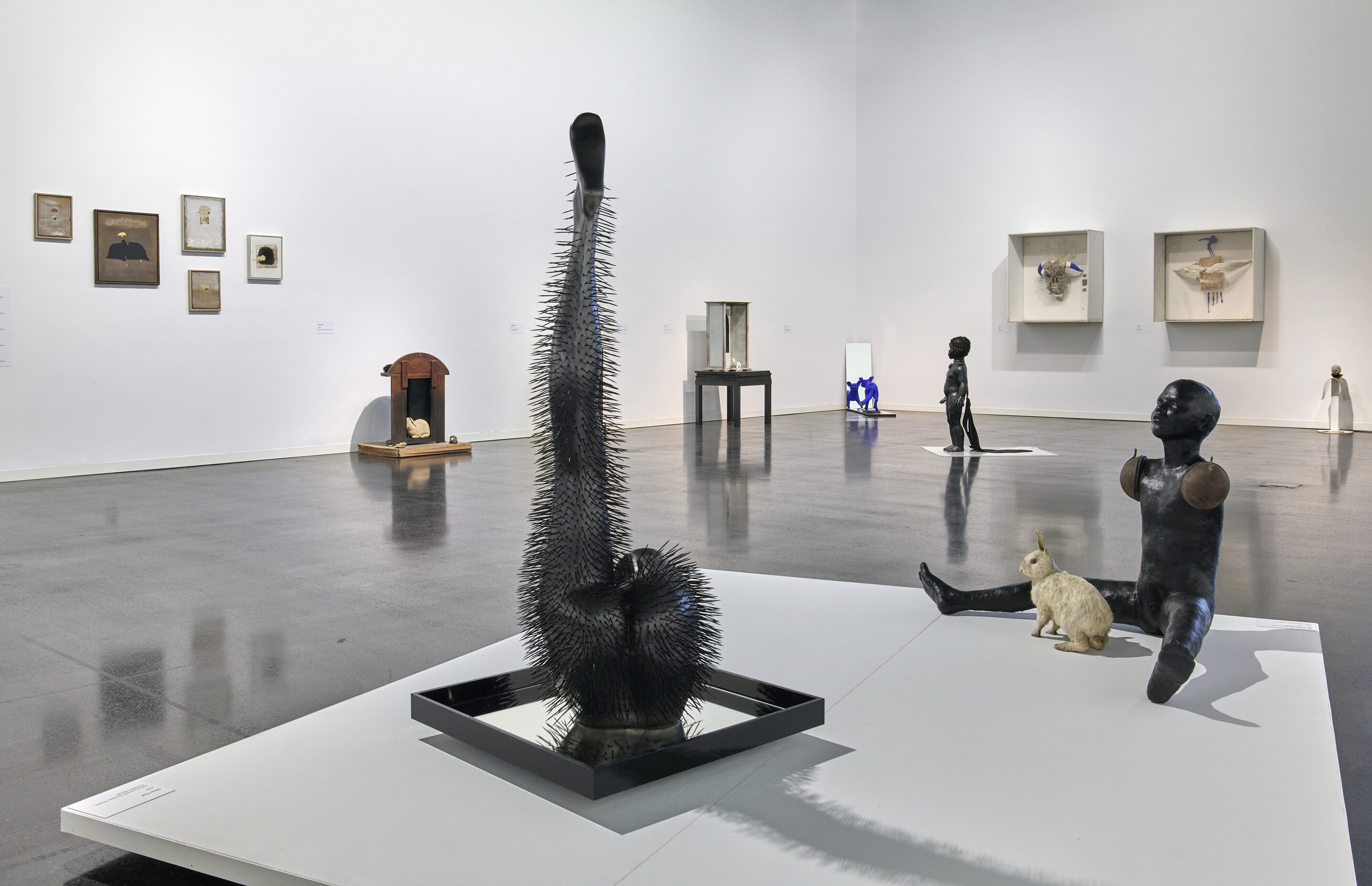 Film über die Ausstellung „Birgit Berg-Block. Von Spiegeln und Schatten“.