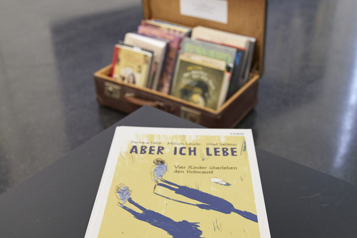Aber ich lebe. Den Holocaust erinnern