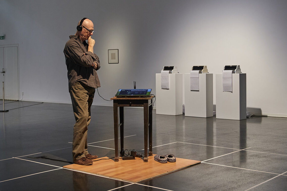 "sounds like…? looks like…? Peter Roehr – eine klangkünstlerische Hommage"
