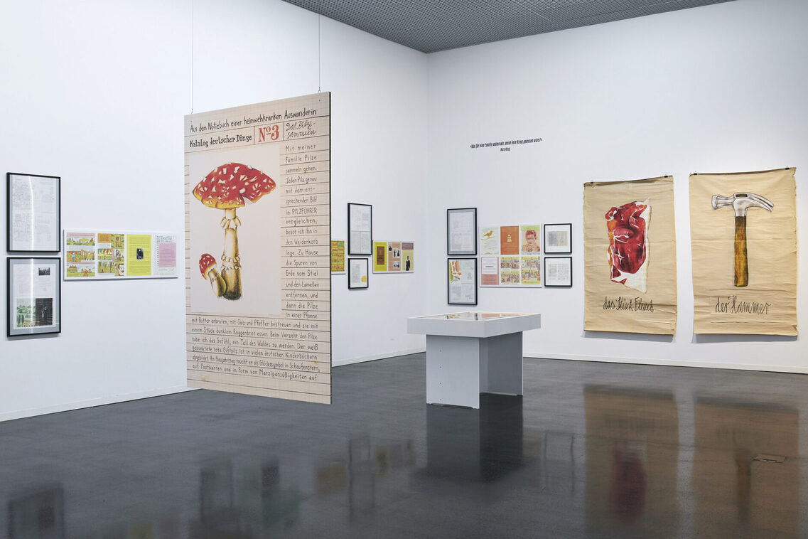 Blick in die Ausstellung "Ich werde nicht schweigen! Gezeichnete Erinnerung im Comic!"