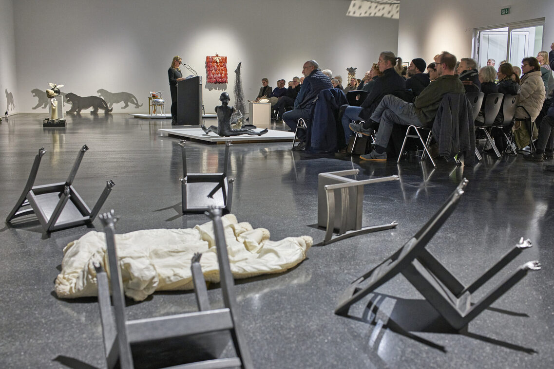 Blick in die Ausstellung Birgit Berg-Block. Von Spiegeln und Schatten