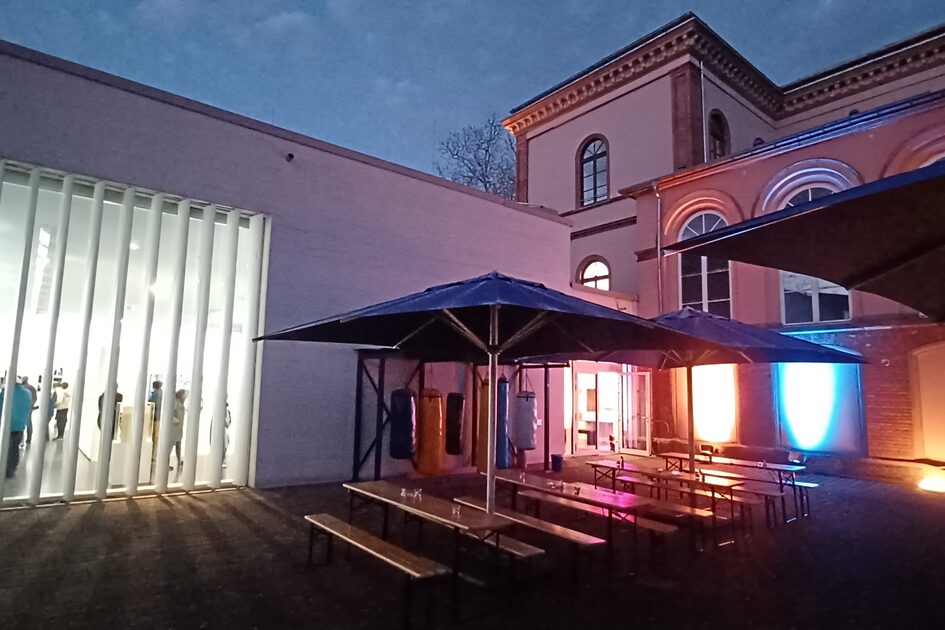 Das Kunshaus bei Nacht