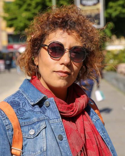 Die syrische Schriftstellerin Rasha Habbal lebt heute in Trier