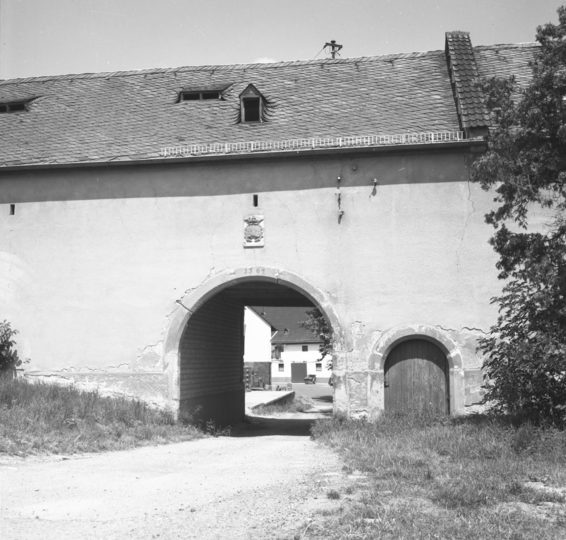 Einfahrt zum Grorother Hof, 1978