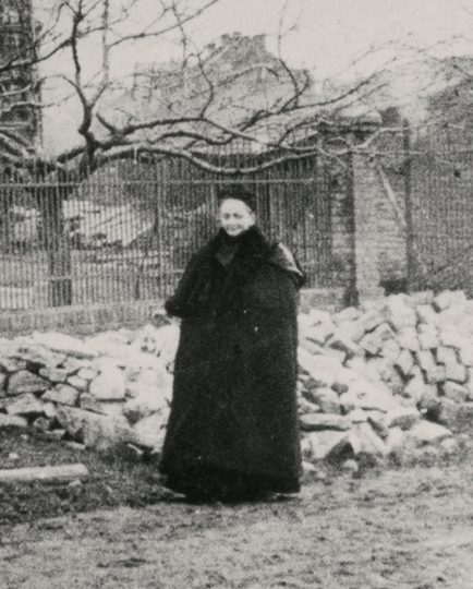 Eugenia Kreitz, 1897