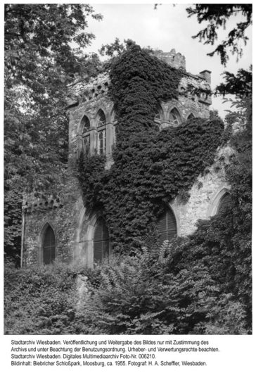 Mosburg im Schlosspark Biebrich, ca. 1955