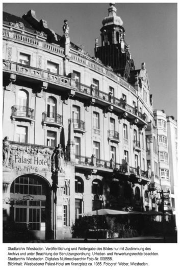 Fassade des Palasthotels, ca. 1985