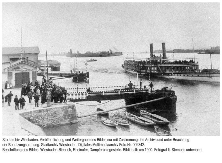 Dampfschifffahrt in Biebrich, um 1900