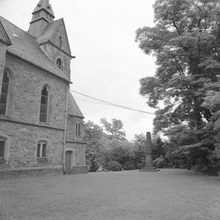 Evangelische Kirche mit Kriegerdenkmal, 1967