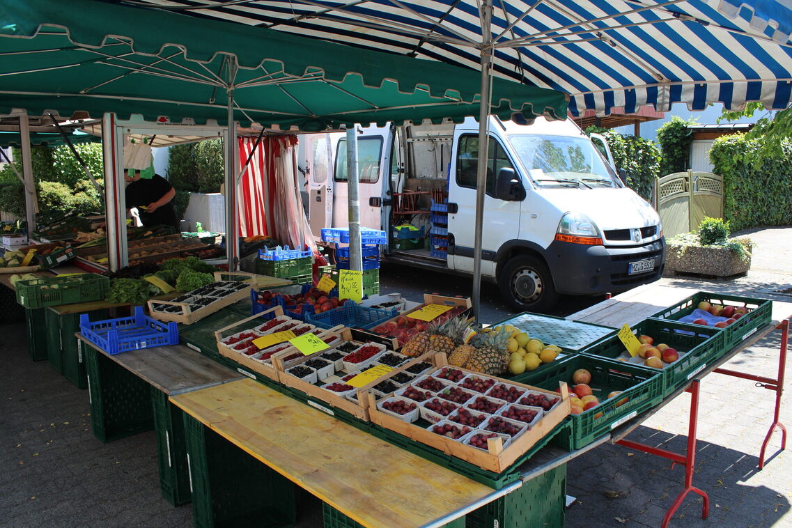 Wochenmarkt in Mainz-Kostheim
