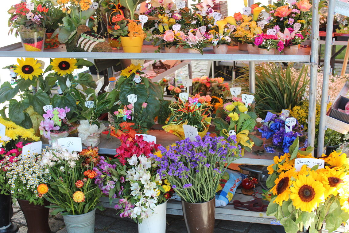 Wochenmarkt in Mainz-Kostheim
