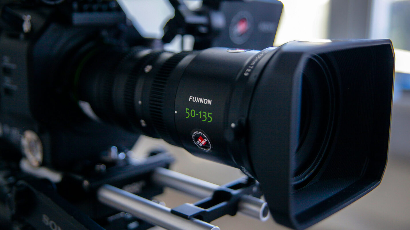 Fotografia arată un aparat foto.