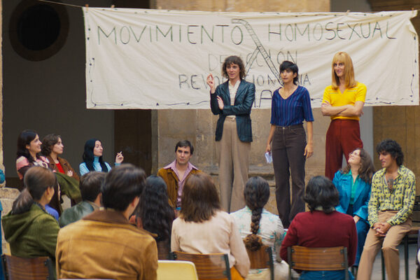 „Love & Revolution“