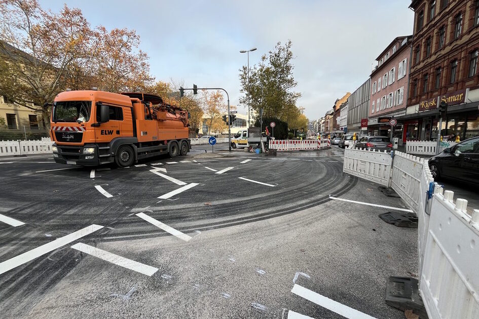 Ab Montag, 19. Januar, wird im Kreuzungsbereich Schwalbacher Straße/Luisenstraße/Dotzheimer Straße wieder eine Baustelle eingerichtet.