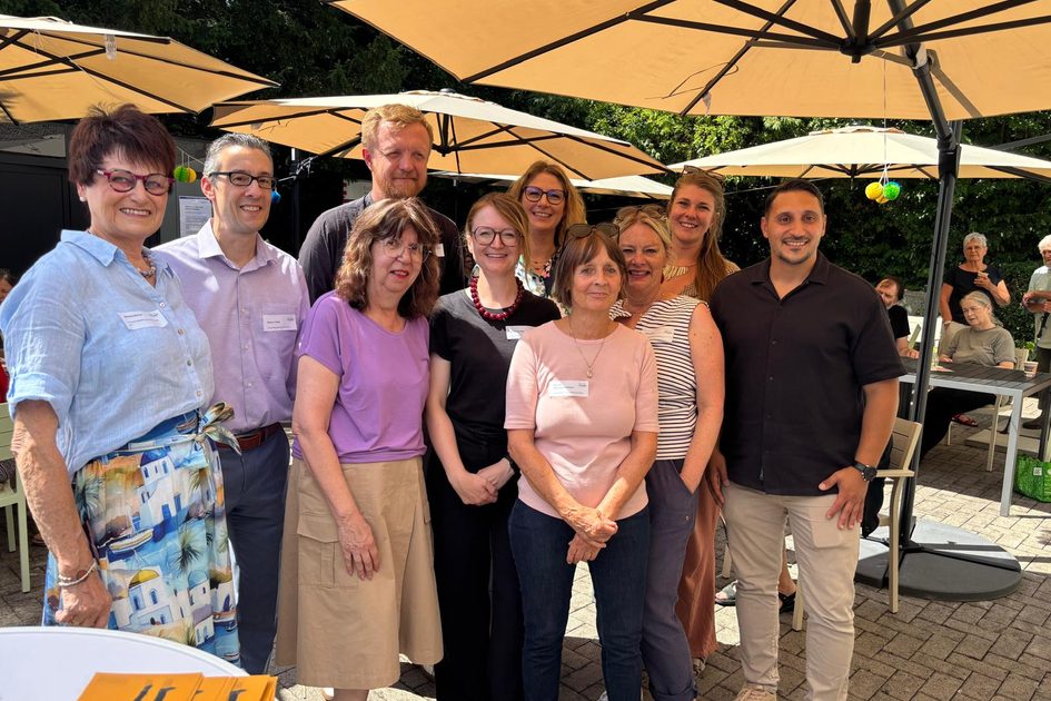 Gruppenbild mit Sozialdezernentin in Klarenthal