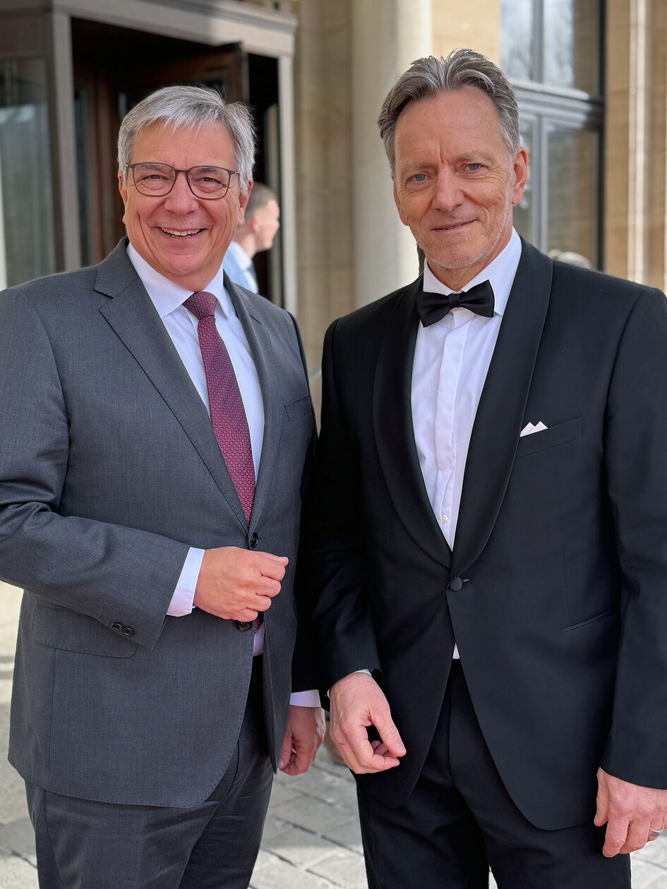 Oberbürgermeister Gert Uwe Mende (links) und Holger Münch, Präsident des Bundeskriminalamtes