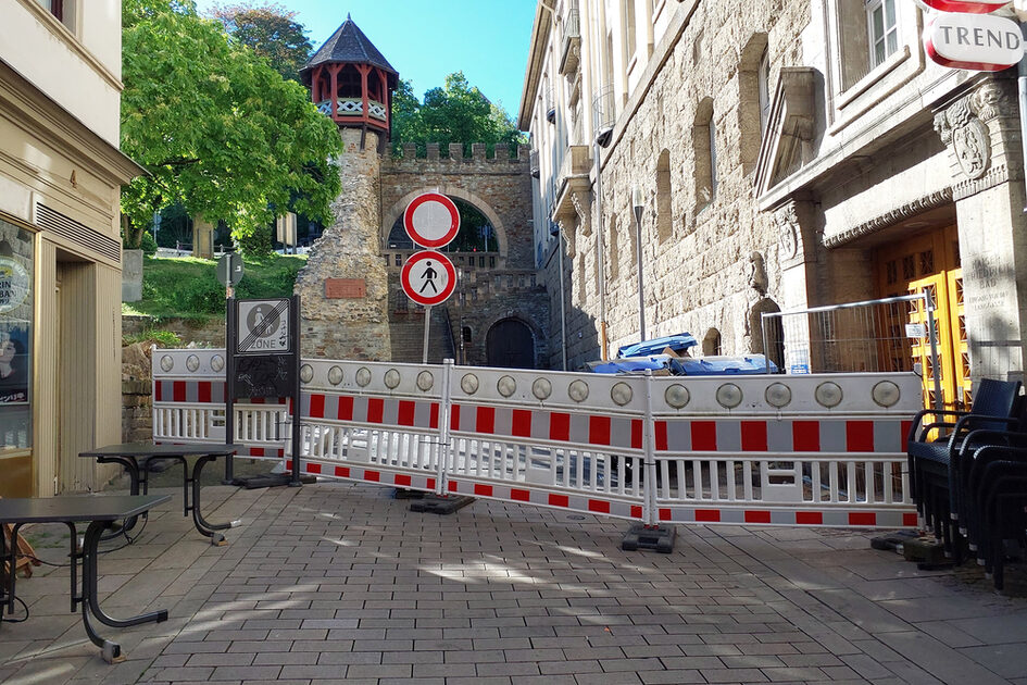 „Am Römertor“ und Zufahrt über die Coulinstraße gesperrt