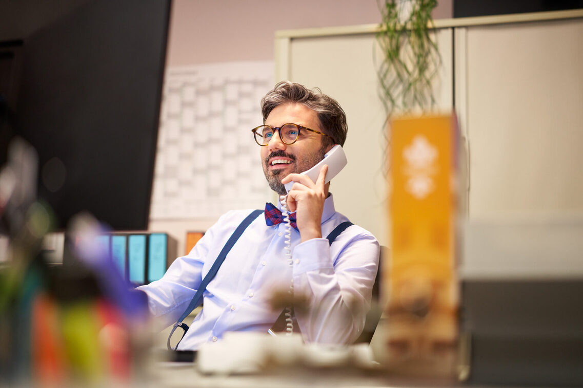 Muamer D., secretary at a vocational school