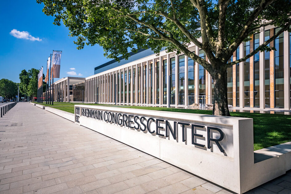 Външен изглед на конгресния център RheinMain