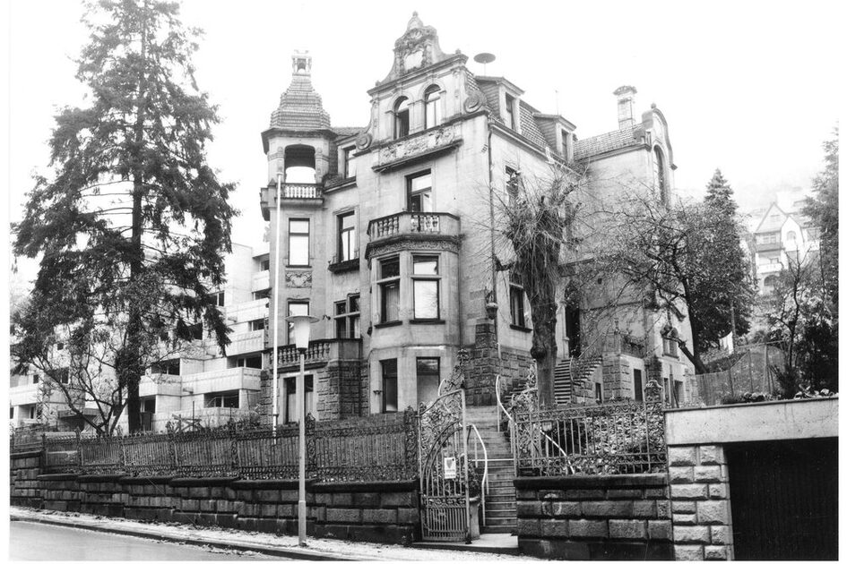 Ancienne maison de retraite municipale dans la vallée de la Nero, 1970