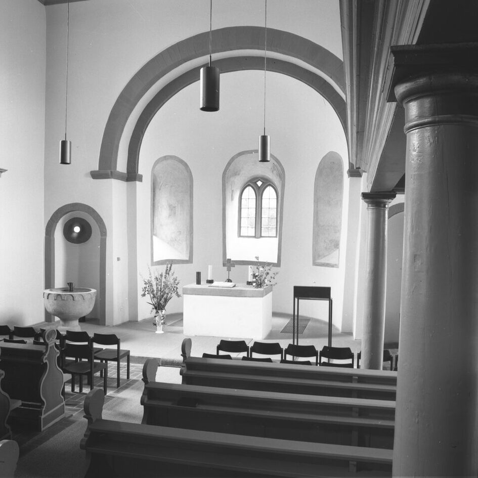 Vedere interioară a Bisericii Protestante Bierstadt, 1974