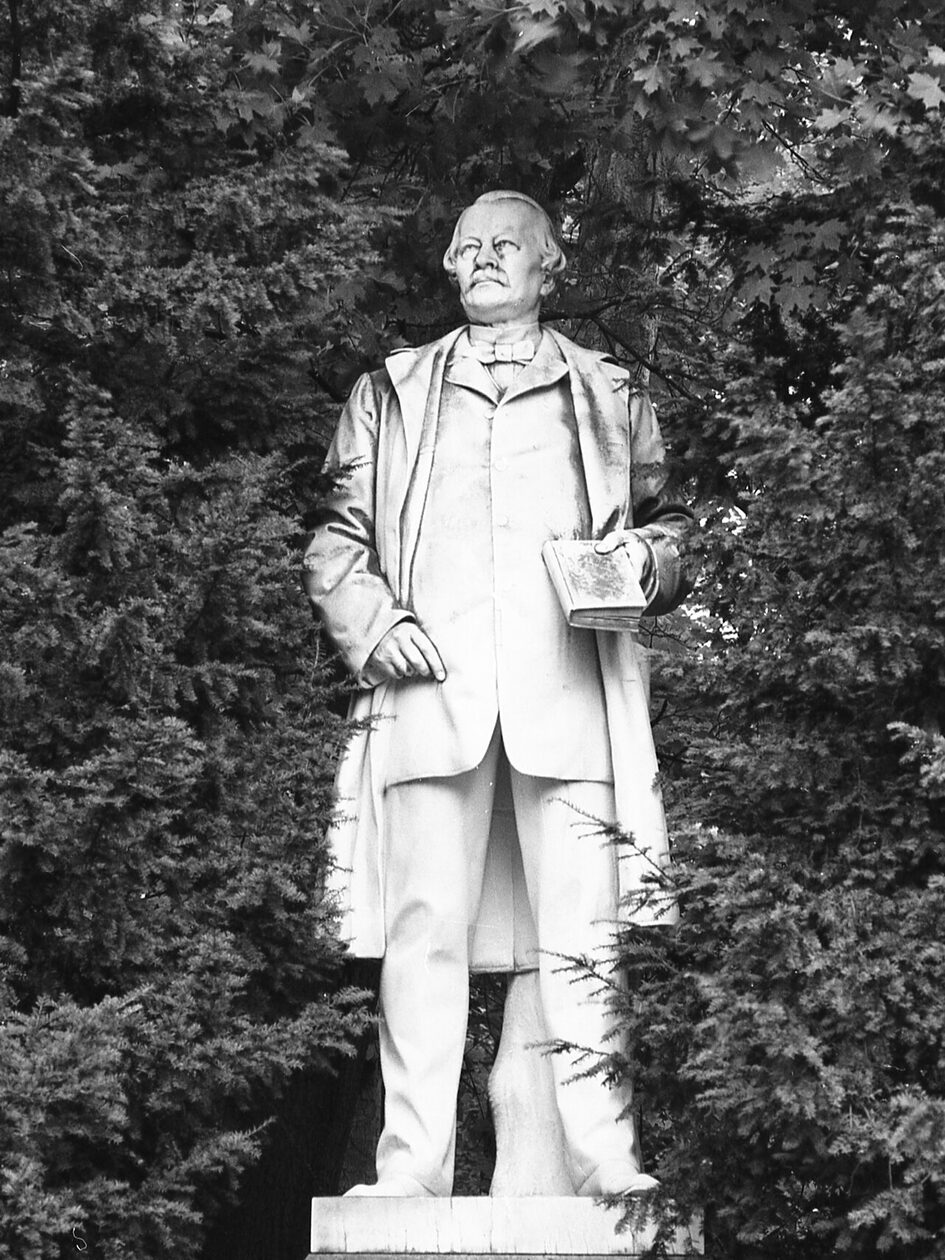 Gustav-Freytag-Denkmal, ca. 1972