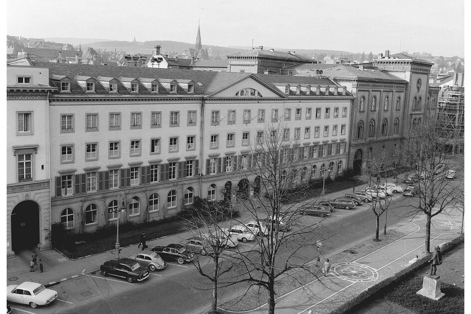 Kavalierhaus, 1971