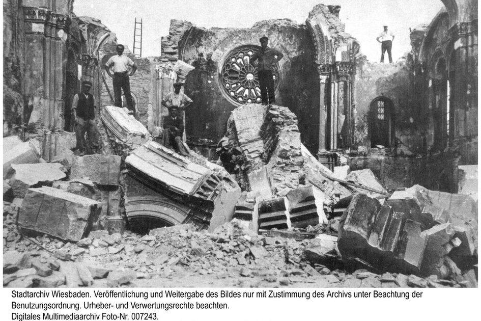 Ruiny synagogi na Michelsbergu, 1938 r.