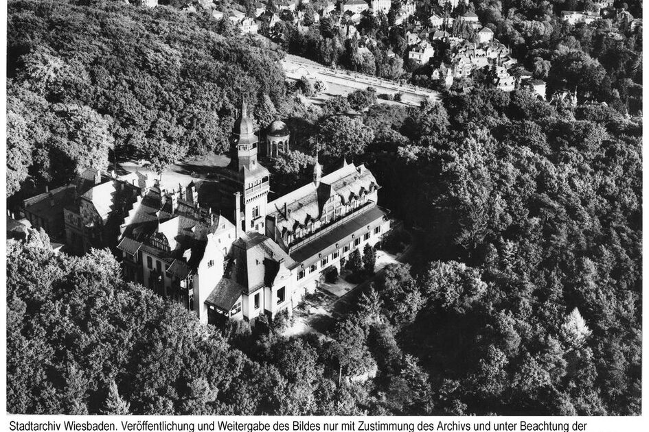 Neroberghotel, um 1970