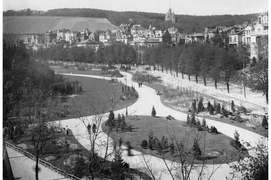 حدائق وادي نيرو، حوالي عام 1900