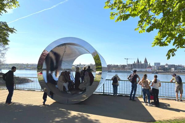 Скульптура "Присвята воді" авторства Вінтер/Гербельт у Майнц-Кастелі