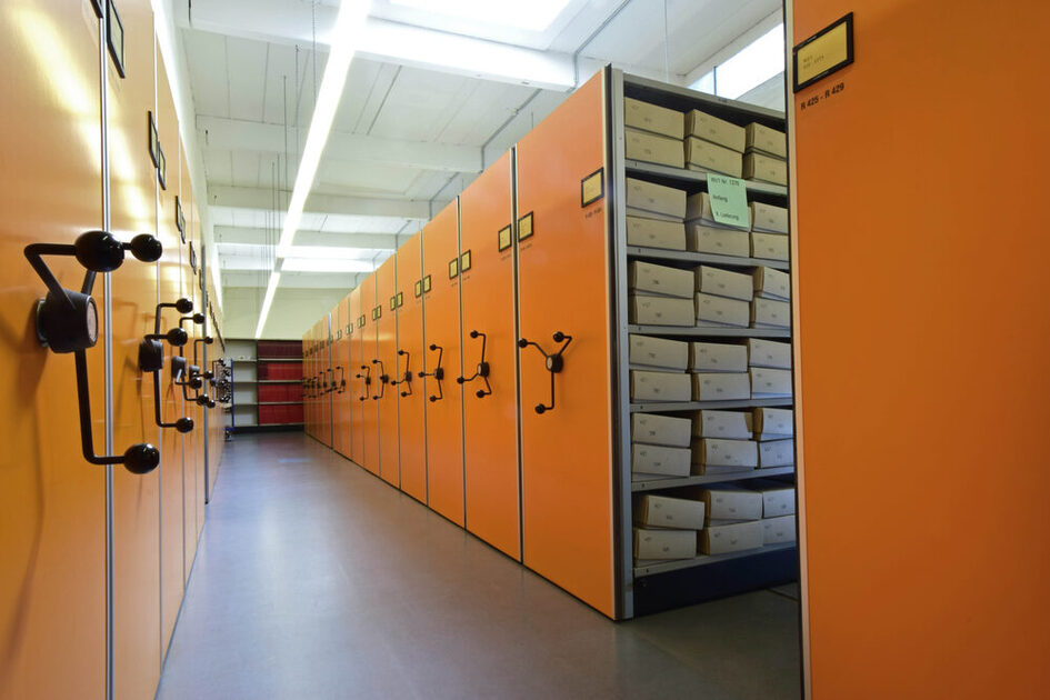 Magazin des Stadtarchivs Wiesbaden