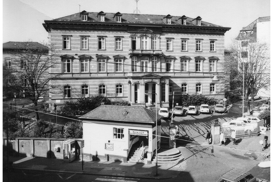 Städtische Krankenanstalten an der Schwalbacher Straße, 1975