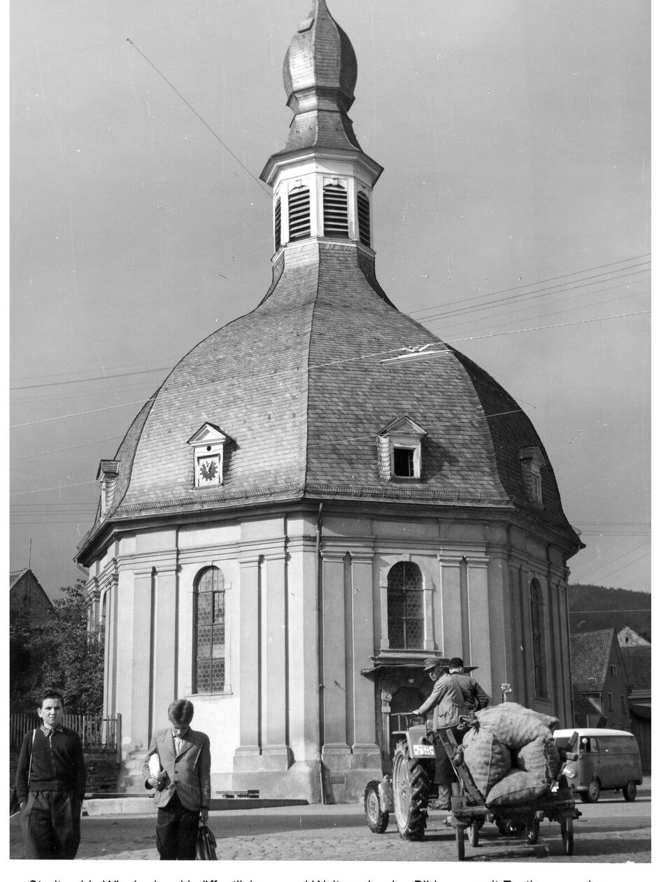 Iglesia protestante en Naurod, hacia 1960