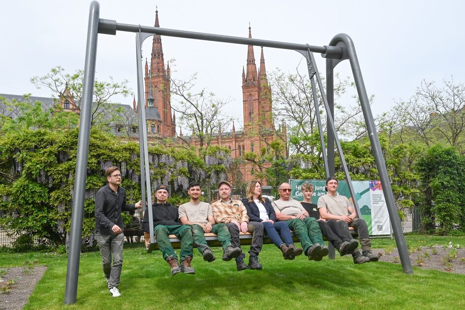 Hollywood-Schaukel in der Wiesbadener Innenstadt