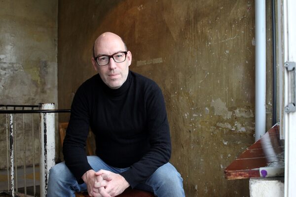 Autor mit Brille