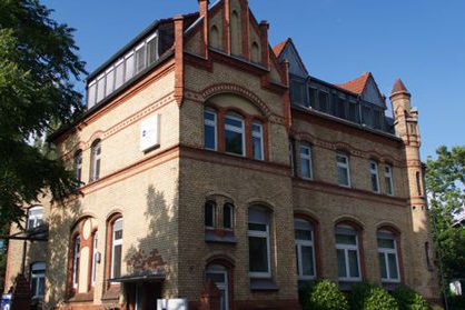 StartWerk: Außenansicht historisches Backsteingebäude